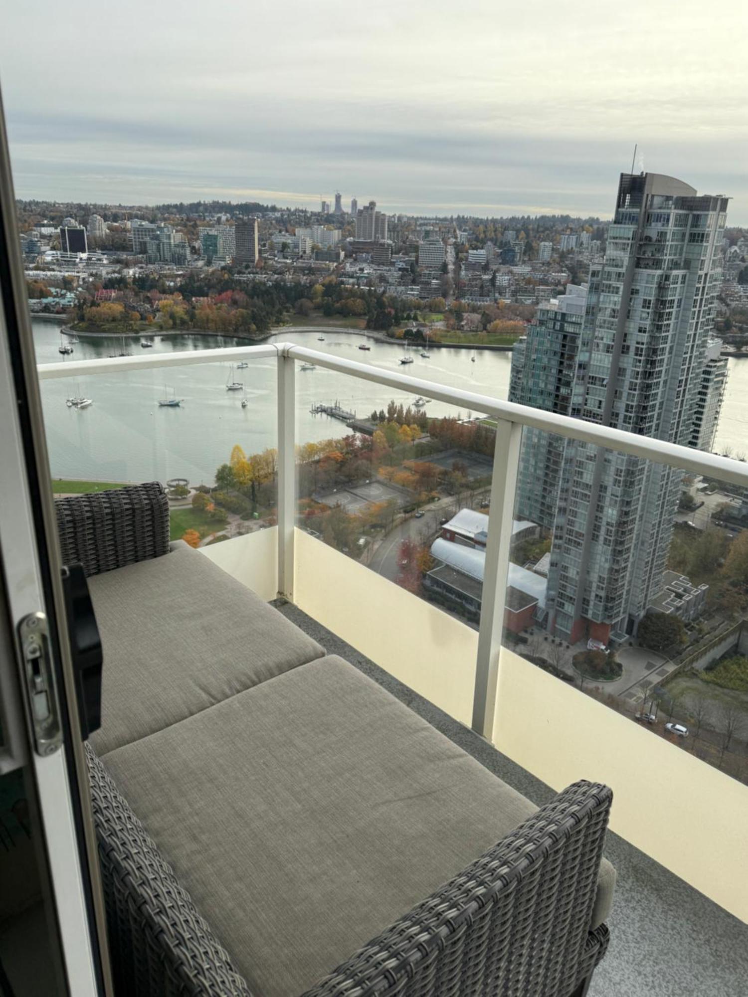 Beautiful 1 Bedroom Condo In Yaletown Vancouver Ngoại thất bức ảnh